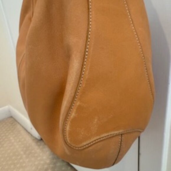 VINTAGE TOD'S TAN LEATHER HOBO BAG HANDBAG * MADE IN ITALY - Picture 12 of 15